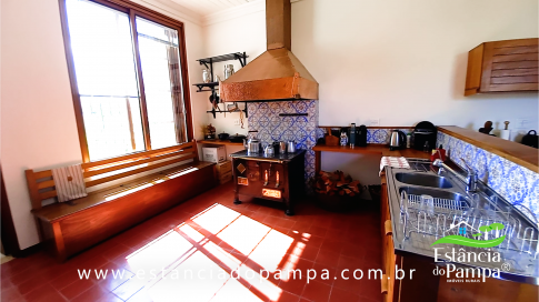 TREM TOP SORGO.00_02_14_12.Quadro058_a6deb9f2b3c1b763d200fd14b834f7c537175430.png